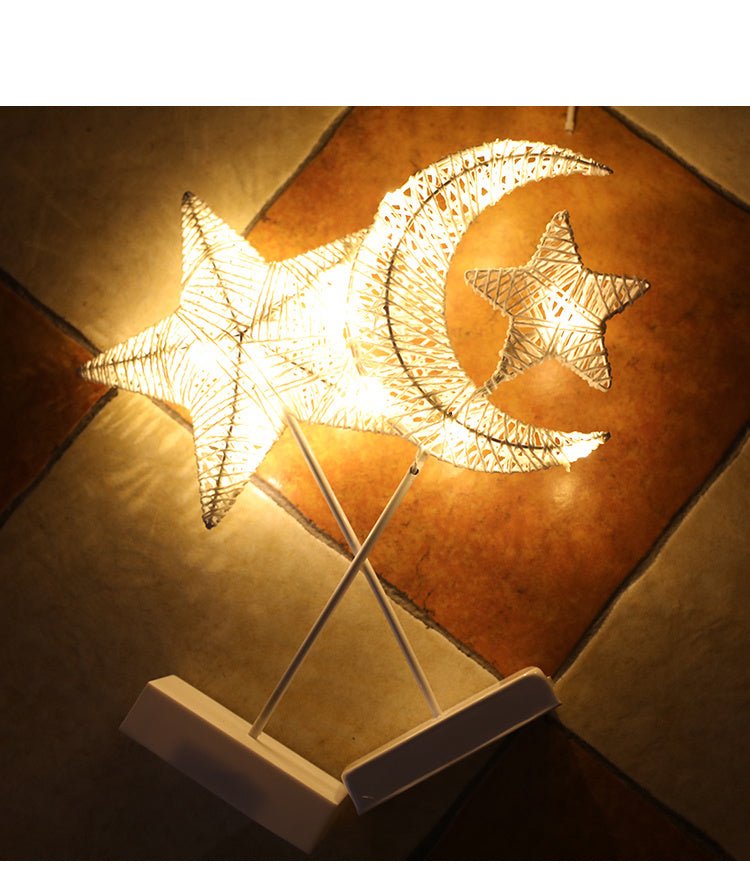 أضواء LED أضواء وامضة أضواء نجوم تصميم غرفة رومانسية ديكور مصباح نجوم الحب مصباح طاولة مصباح من خشب الروطان كرة